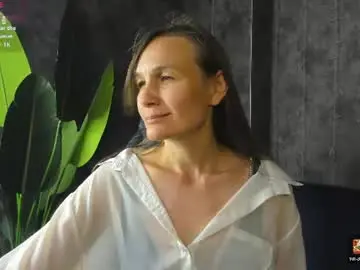Chaturbate Sex Chat of lillian_white1