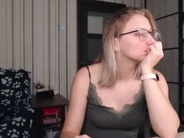 Chaturbate Live Sex Cam of vikaericka