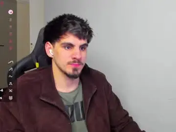 Chaturbate Free Porn Cam of derekcb