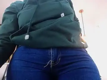 Chaturbate Sex Cam of alexa_forbes_