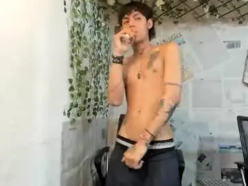 Chaturbate Sex Cam of alexandluke1