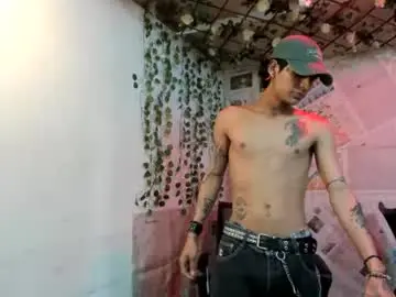 Chaturbate Live Porn of alexandluke1
