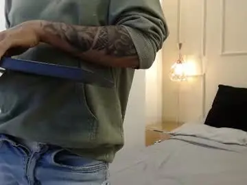 Chaturbate Free Live Porn of andrew_sanders_
