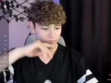 Chaturbate Watch Live Sex Cams of xhans17