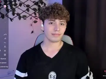 Chaturbate Watch Live Sex Cams of xhans17