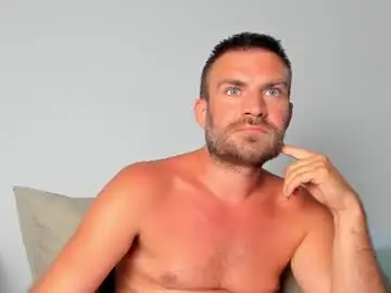 Chaturbate Sex Chat of 10in_deluxe