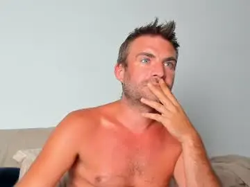 Chaturbate Free Live Porn of 10in_deluxe