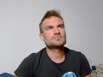 Chaturbate Live Porn of 10in_deluxe