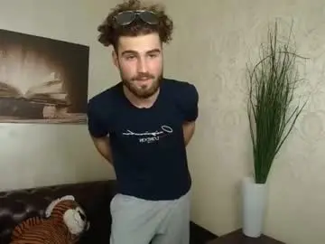 Chaturbate Best live sex cam show of kyloeast