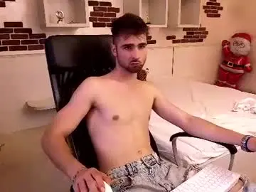 Chaturbate Watch Live Sex Cams of kyloeast