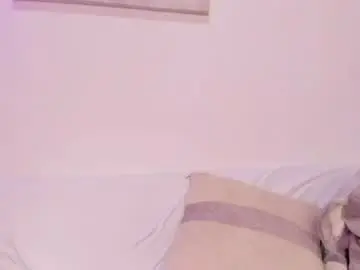 Chaturbate Free Porn Cam of littleoliviia_