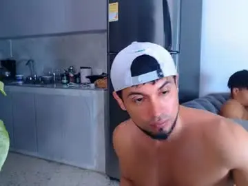 Chaturbate Live Sex of hotcrew_