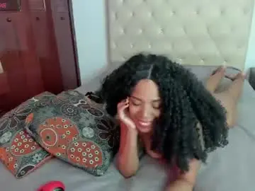Chaturbate Best live sex cam show of luissa_s1