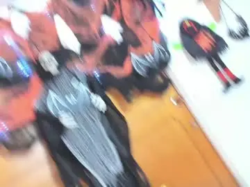 Chaturbate Live Sex Cam of rooxxyy_