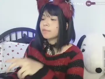 Chaturbate Live Sex Cam of cherrywitchy