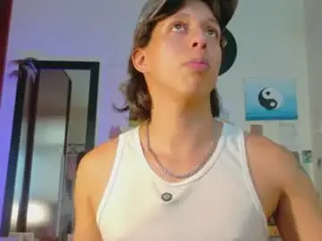 Chaturbate Watch Live Sex Cams of danny__phantom