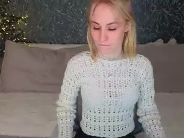 Chaturbate Adult Video Chat of miya_reed0