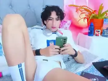 Chaturbate Live Sex of aleme_00