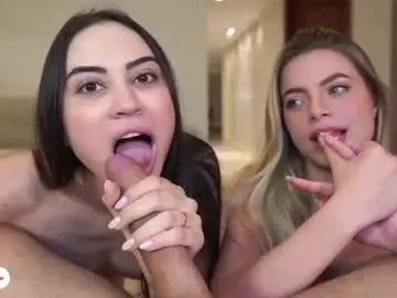 Chaturbate Live Sex Cam of calehot98