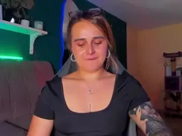 Chaturbate Sex Chat of evy_orange1