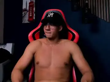 Chaturbate Live Sex Cam of axxel_men