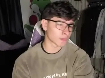 Chaturbate Live Porn of j_u_p_i_t_e_r
