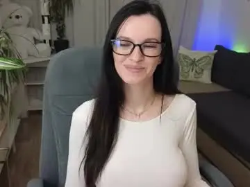 Chaturbate Adult Webcams of lilliyves