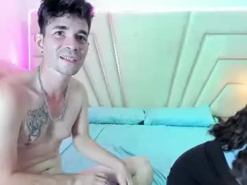 Chaturbate Best live sex cam show of luna_and_axell