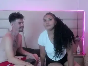 Chaturbate Nude Webcam of luna_and_axell