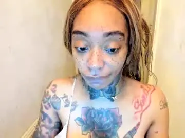 Chaturbate Live Sex Cam of creamyexotica