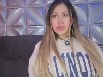 Chaturbate Live Sex of eleecttraa_12