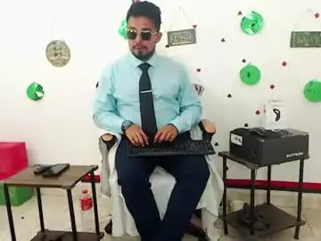 Chaturbate Adult Video Chat of kalethbigdick88