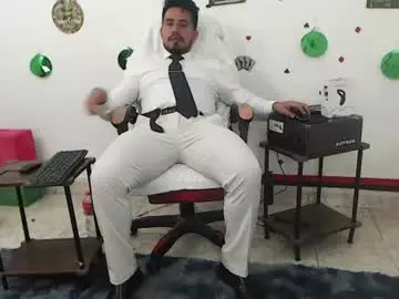 Chaturbate Sex Chat of kalethbigdick88