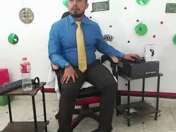 Chaturbate Free Live Porn of kalethbigdick88