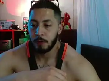 Chaturbate Live Sex of muscle_cock32