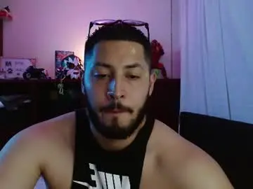 Chaturbate Nude Webcam of muscle_cock32