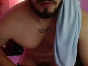 Chaturbate Free Porn Cam of muscle_cock32