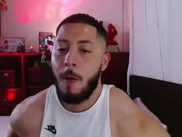 Chaturbate Private Sex Chat of muscle_cock32