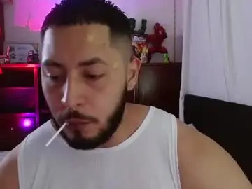 Chaturbate Sex Cam of muscle_cock32