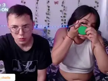 Chaturbate Live Sex Cam of tina_n_charlie