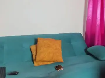 Chaturbate Live Sex Cam of victoria_jhones