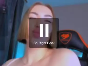 Chaturbate Live Sex Cam of larakrein_lk