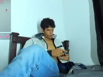 Chaturbate Free Live Porn of liammendoza98