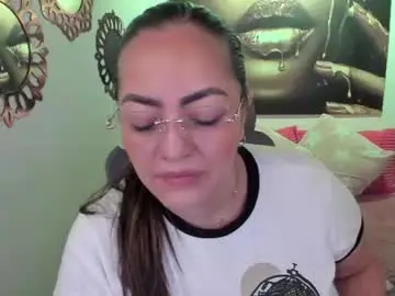 Chaturbate Nude Webcam of marianalopez81