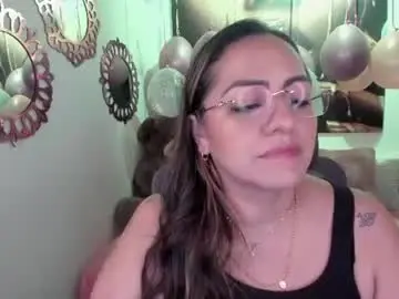 Chaturbate Nude Webcam of marianalopez81