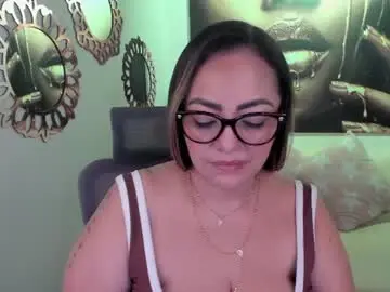 Chaturbate Adult Webcams of marianalopez81