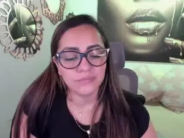 Chaturbate Nude Webcam of marianalopez81