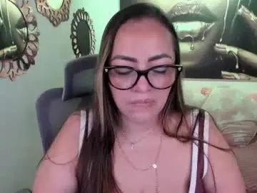 Chaturbate Sex Cam of marianalopez81