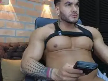 Chaturbate Best live sex cam show of zac_levis