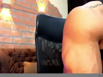 Chaturbate Nude Webcam of zac_levis